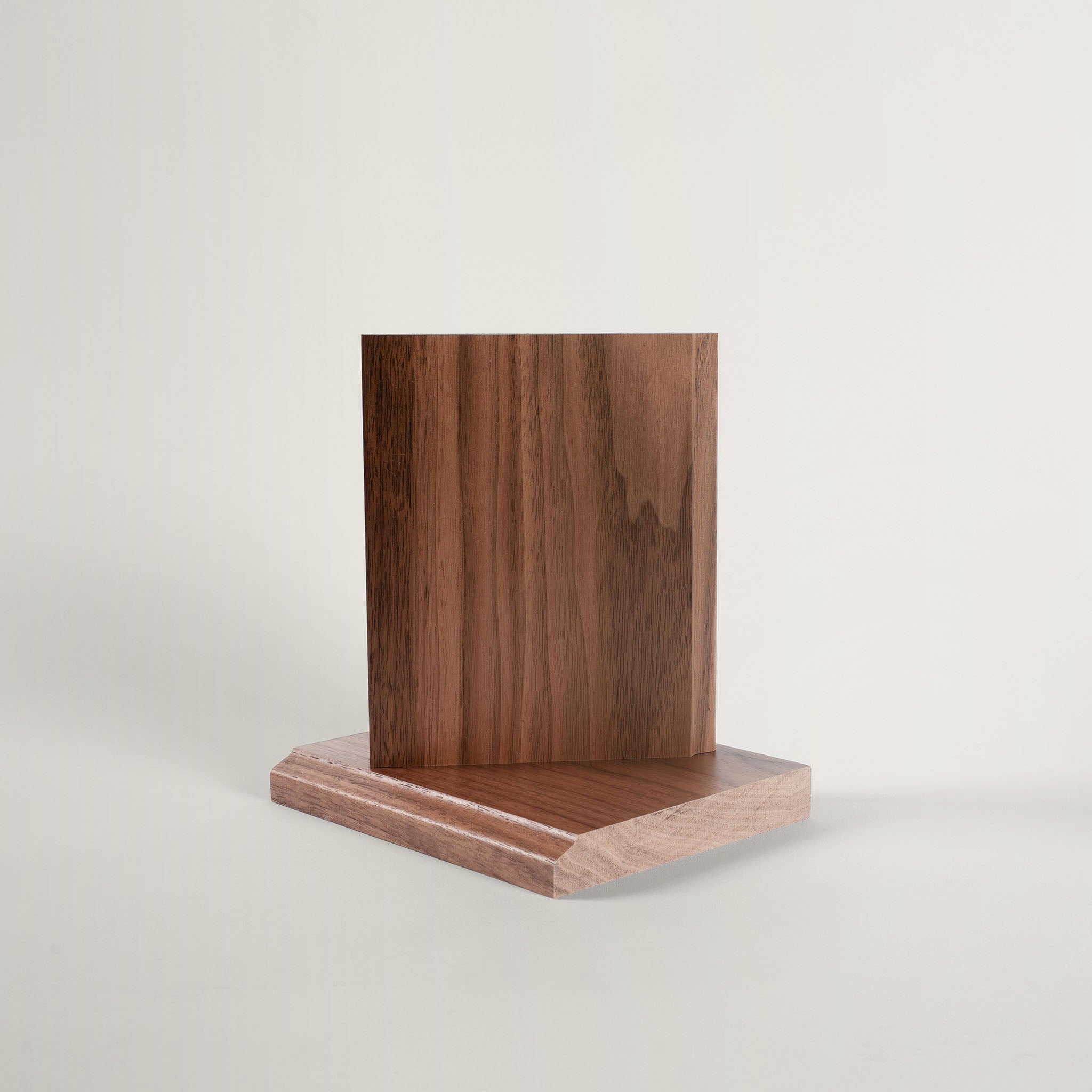 Bridgeport/Malibu American Black Walnut Swatch