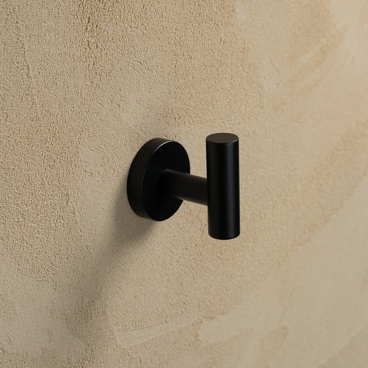 
                  
                    Capri Single Robe Hook (B)
                  
                