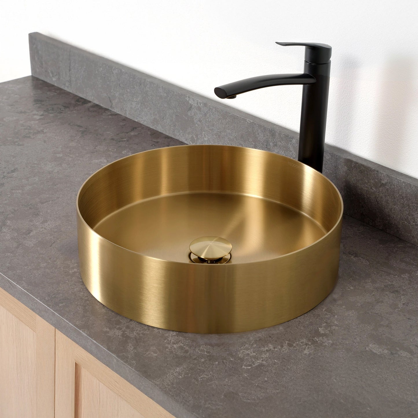 
                  
                    Round Stainless Steel Vessel Sink
                  
                