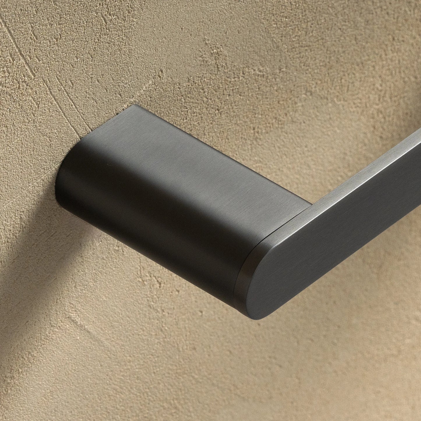 
                  
                    Dawson Towel Holder (B)
                  
                