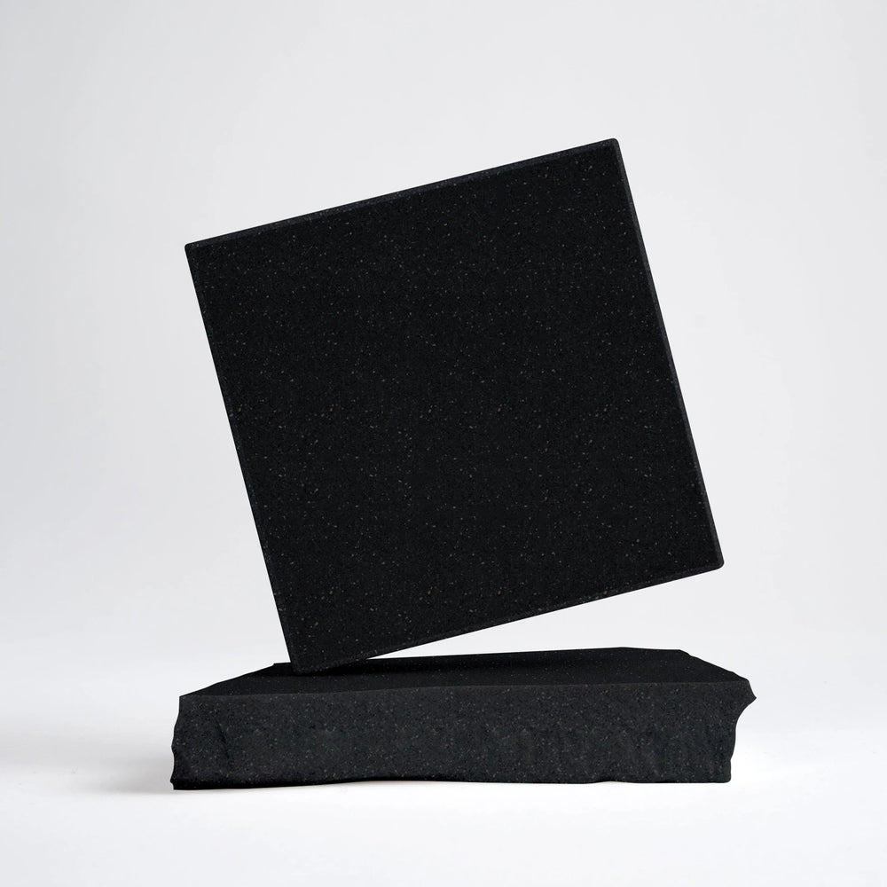 Horizon Black Quartz Stone Swatch