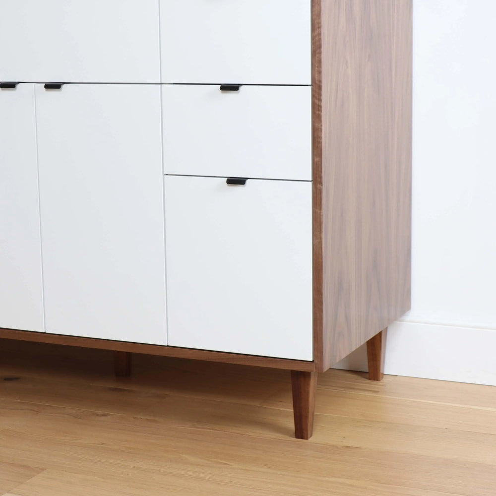 
                  
                    Sidney 48" Gloss White Bathroom Vanity
                  
                