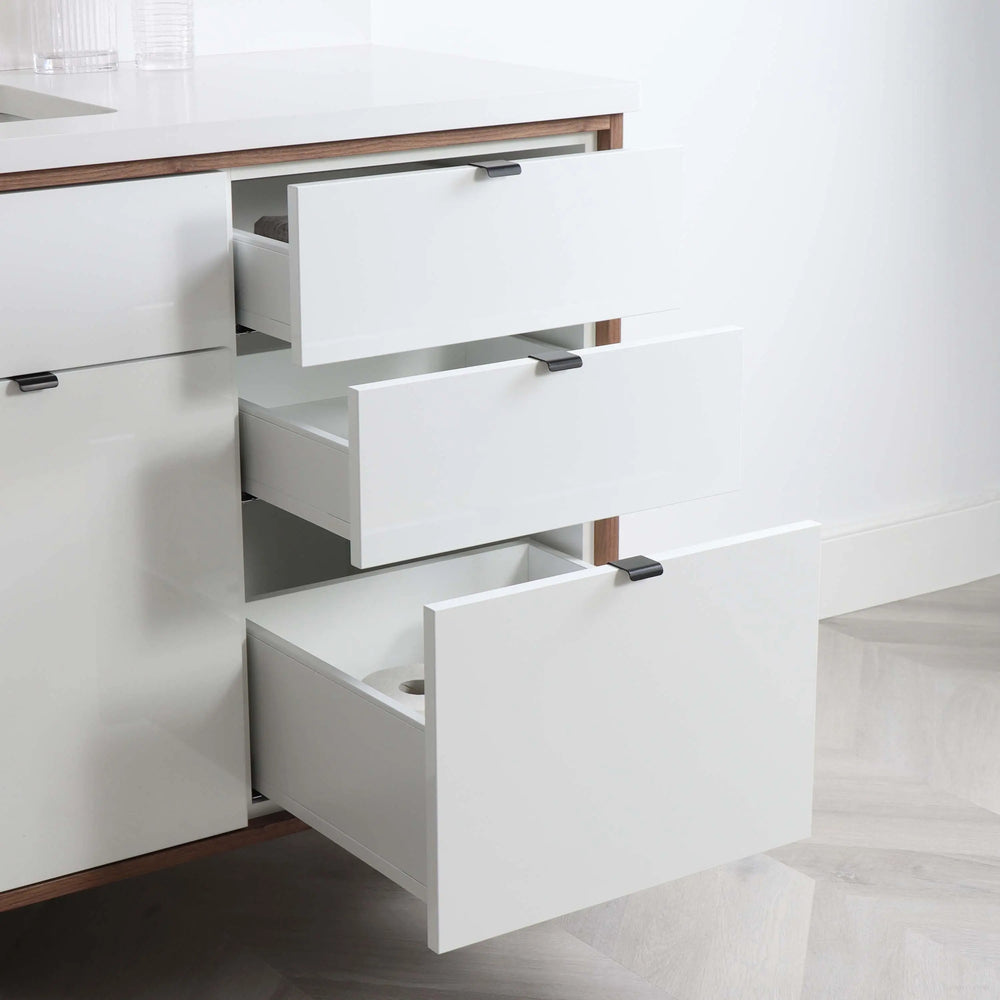 
                  
                    Sidney 60" Gloss White Bathroom Vanity
                  
                